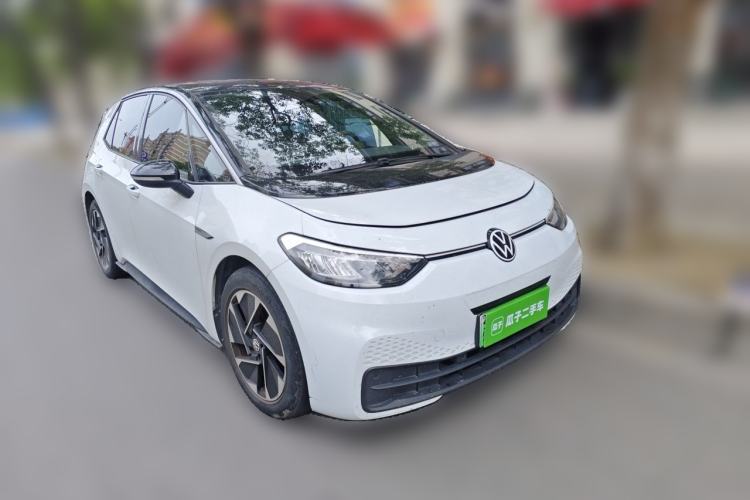 Used Volkswagen ID.3 2023 Pure Smart Edition Front Right 45 Deg