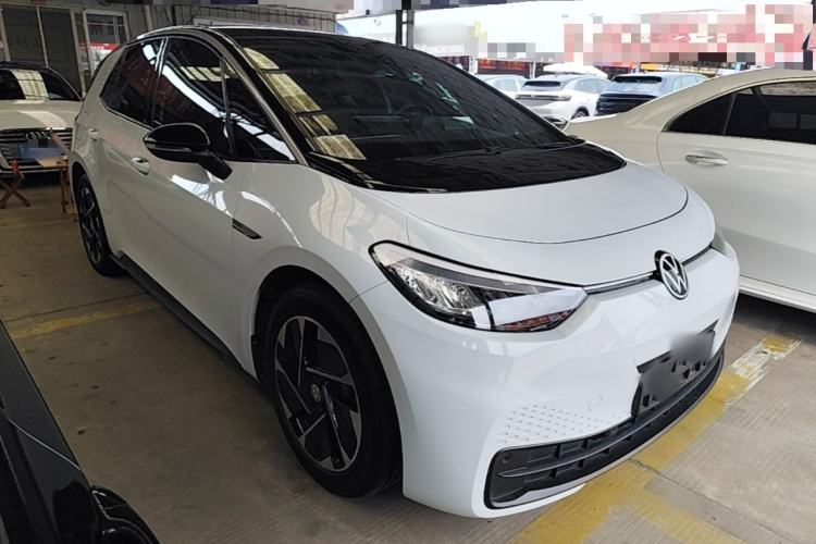 Used Volkswagen ID.3 2023 Upgraded Model Pure Intelligent Enjoyment Version Front Right 45 Deg