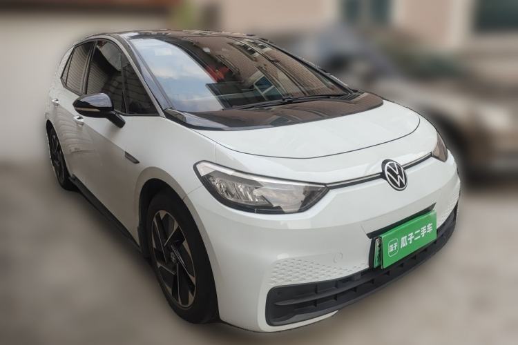 Used Volkswagen ID.3 2023 Upgraded Model Pure Intelligent Enjoyment Version Front Right 45 Deg