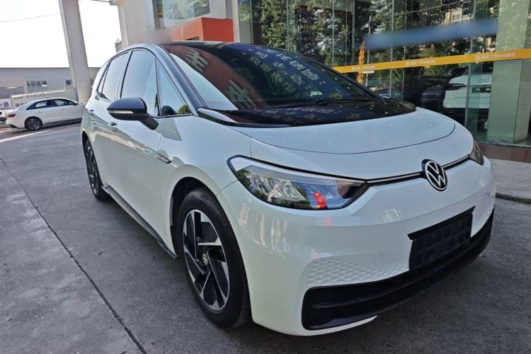 Used Volkswagen ID.3 2023 Upgraded Model Pure Intelligent Enjoyment Version Front Right 45 Deg