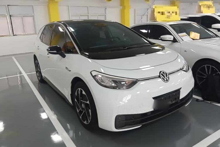 Used Volkswagen ID.3 2023 Upgraded Model Pure Intelligent Enjoyment Version Front Right 45 Deg
