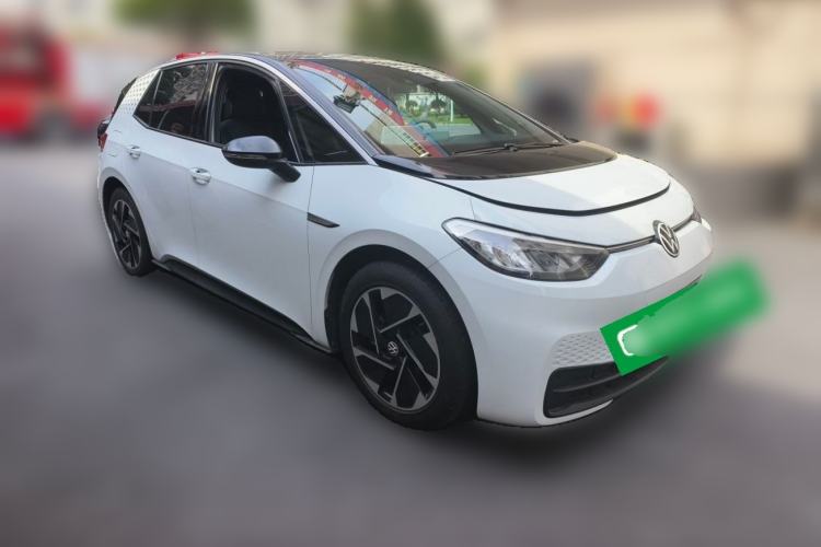 Used Volkswagen ID.3 2023 Pure Smart Edition Front Right 45 Deg