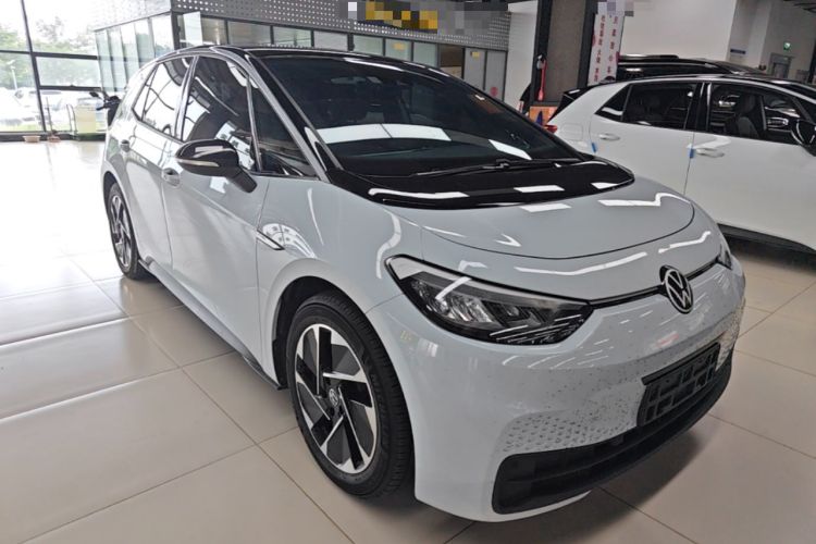 Used Volkswagen ID.3 2023 Upgraded Model Pure Intelligent Enjoyment Version Front Right 45 Deg