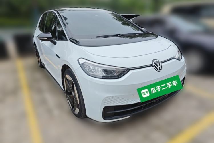 Used Volkswagen ID.3 2023 Upgraded Model Pure Intelligent Enjoyment Version Front Right 45 Deg