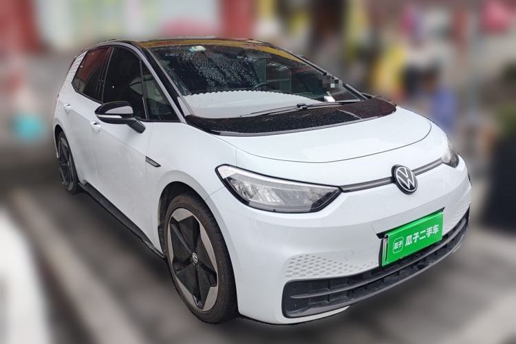 Used Volkswagen ID.3 2023 Upgraded Model Pure Intelligent Enjoyment Version Front Right 45 Deg