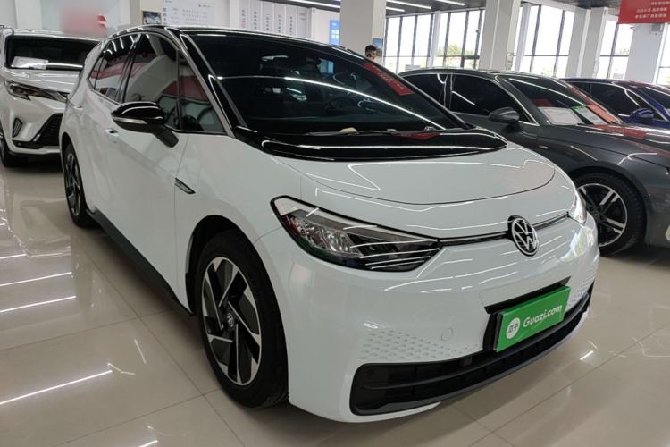 Used Volkswagen ID.3 2023 Upgraded Model Pure Intelligent Enjoyment Version Front Right 45 Deg