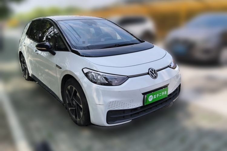 Used Volkswagen ID.3 2023 Pure Smart Edition Front Right 45 Deg