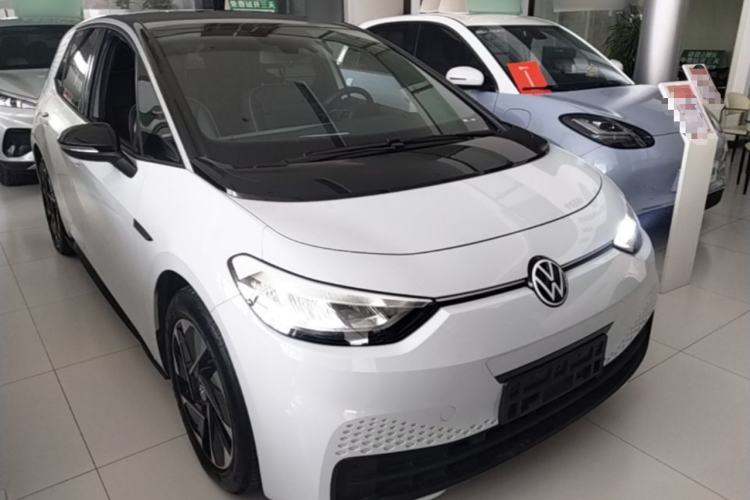 Used Volkswagen ID.3 2023 Upgraded Model Pure Intelligent Enjoyment Version Front Right 45 Deg