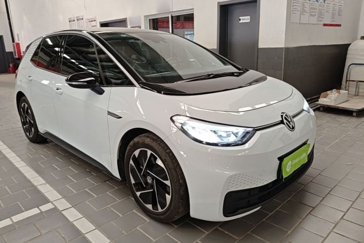 Used Volkswagen ID.3 2023 Upgraded Model Pure Intelligent Enjoyment Version Front Right 45 Deg