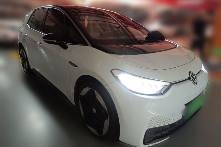 Used Volkswagen ID.3 2023 Upgraded Model Pure Intelligent Enjoyment Version Front Right 45 Deg
