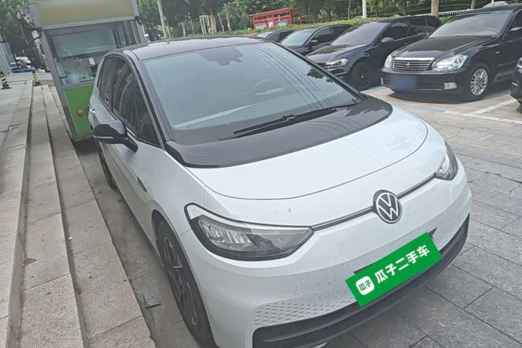 Used Volkswagen ID.3 2023 Upgraded Model Pure Intelligent Enjoyment Version Front Right 45 Deg