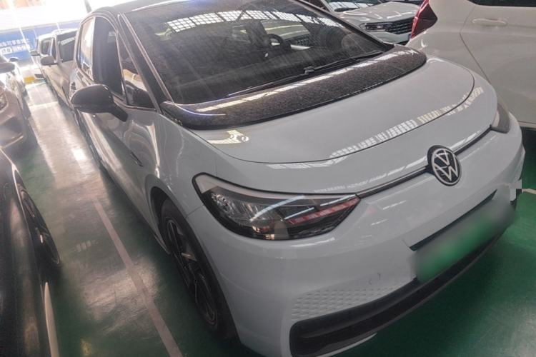 Used Volkswagen ID.3 2023 Upgraded Version Smart Intelligence Edition Front Right 45 Deg
