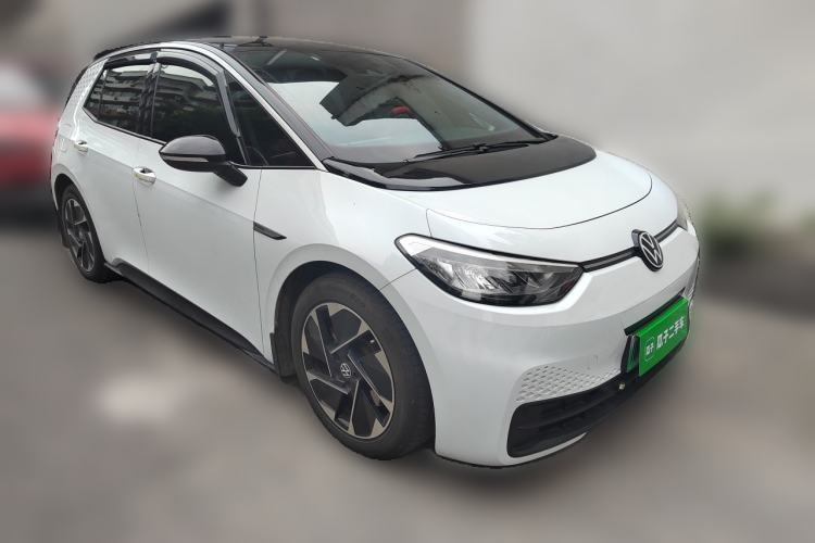 Used Volkswagen ID.3 2023 Upgraded Model Pure Intelligent Enjoyment Version Front Right 45 Deg