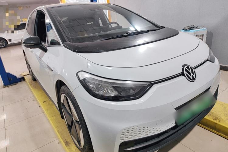 Used Volkswagen ID.3 2023 Upgraded Model Pure Intelligent Enjoyment Version Front Right 45 Deg