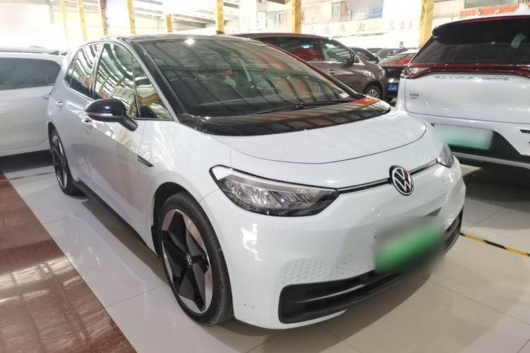 Used Volkswagen ID.3 2023 Upgraded Model Pure Intelligent Enjoyment Version Front Right 45 Deg