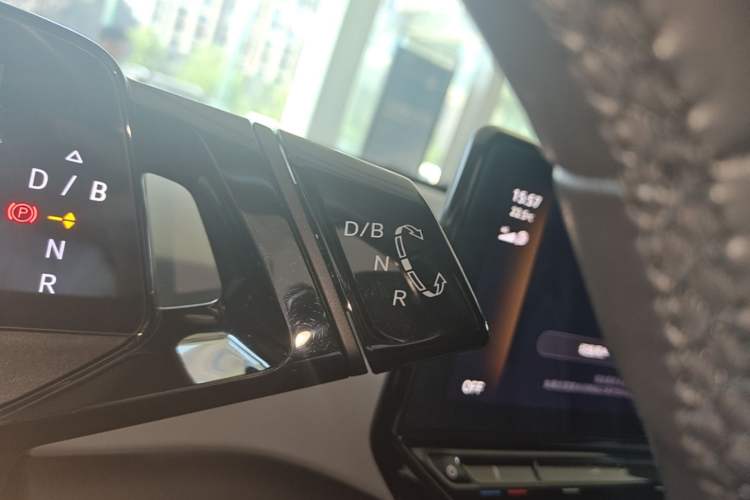Used Volkswagen ID.3 2023 Pure Smart Edition Gear Lever