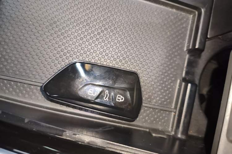 Used Volkswagen ID.3 2023 Upgraded Model Pure Intelligent Enjoyment Version Interior 1