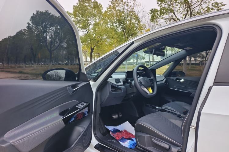 Used Volkswagen ID.3 2023 Upgraded Model Pure Intelligent Enjoyment Version Interior 1