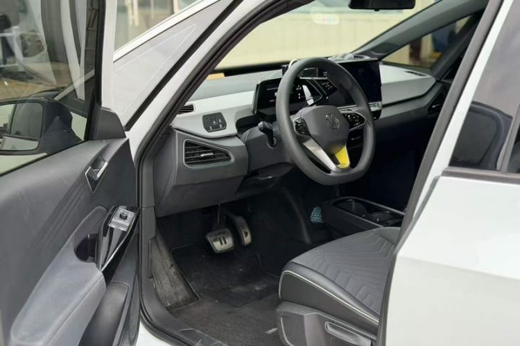 Used Volkswagen ID.3 2023 Upgraded Model Pure Intelligent Enjoyment Version Interior 1