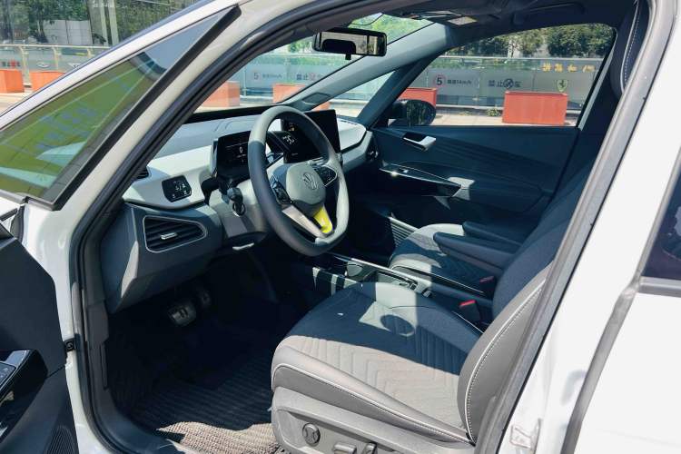 Used Volkswagen ID.3 2023 Upgraded Model Pure Intelligent Enjoyment Version Interior 1