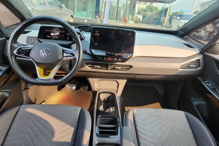 Used Volkswagen ID.3 2023 Upgraded Model Pure Intelligent Enjoyment Version Interior 2