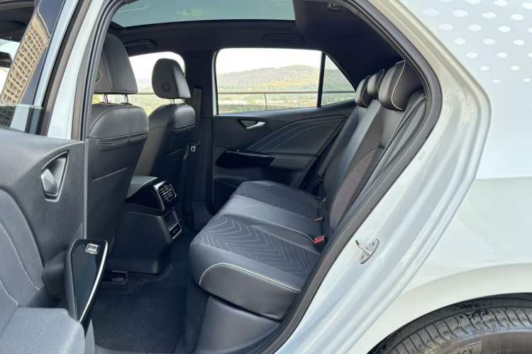 Used Volkswagen ID.3 2023 Upgraded Model Pure Intelligent Enjoyment Version Interior 4