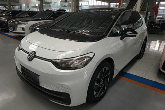 Used Volkswagen ID.3 2023 Pure Smart Edition