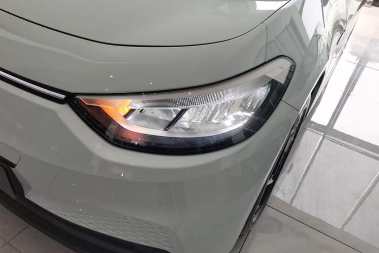 Used Volkswagen ID.3 2023 Upgraded Model Pure Intelligent Enjoyment Version Left Front Headlight