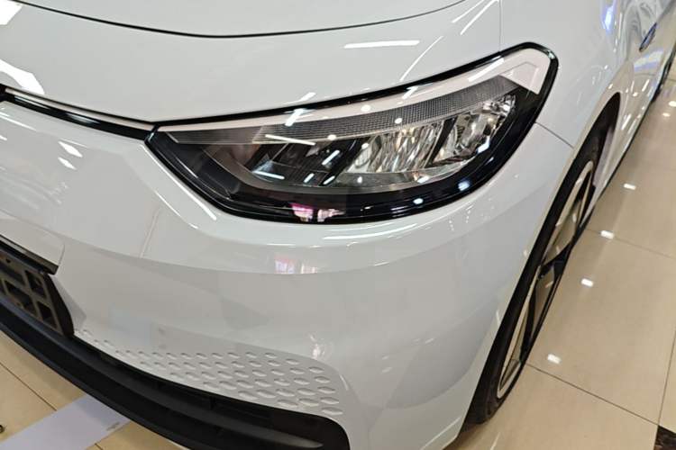 Used Volkswagen ID.3 2023 Upgraded Model Pure Intelligent Enjoyment Version Left Front Headlight