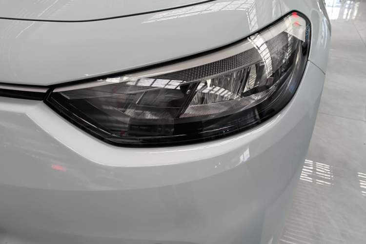 Used Volkswagen ID.3 2023 Upgraded Model Pure Intelligent Enjoyment Version Left Front Headlight