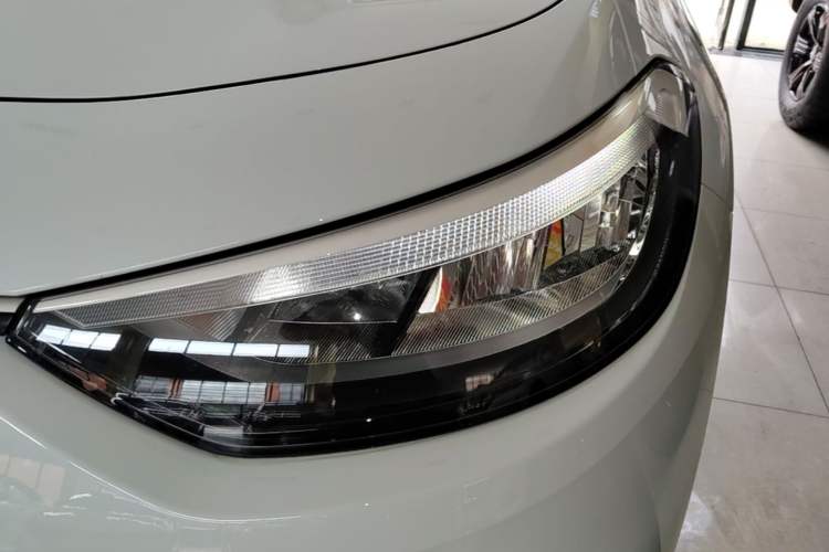 Used Volkswagen ID.3 2023 Upgraded Model Pure Intelligent Enjoyment Version Left Front Headlight
