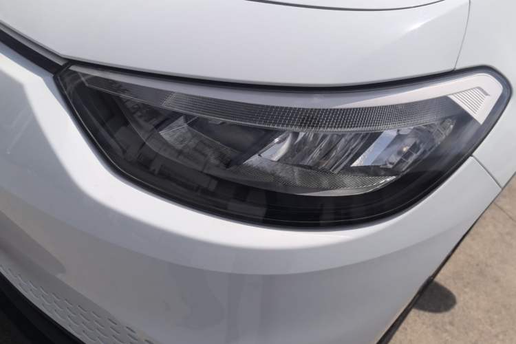 Used Volkswagen ID.3 2023 Upgraded Model Pure Intelligent Enjoyment Version Left Front Headlight