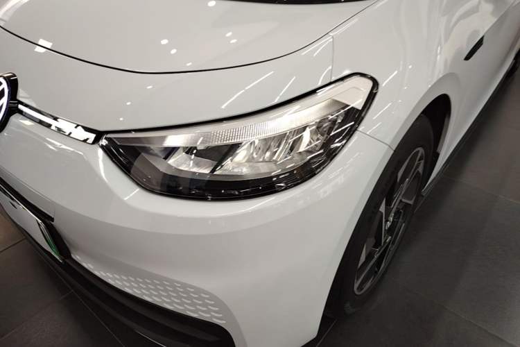 Used Volkswagen ID.3 2023 Upgraded Model Pure Intelligent Enjoyment Version Left Front Headlight