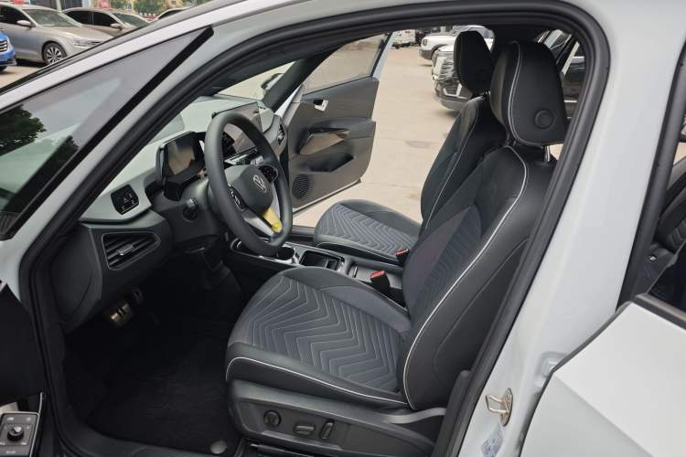 Used Volkswagen ID.3 2023 Upgraded Model Pure Intelligent Enjoyment Version Left Front Seat
