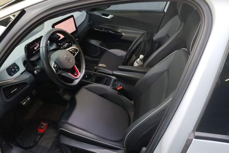 Used Volkswagen ID.3 2023 Upgraded Model Pure Intelligent Enjoyment Version Left Front Seat