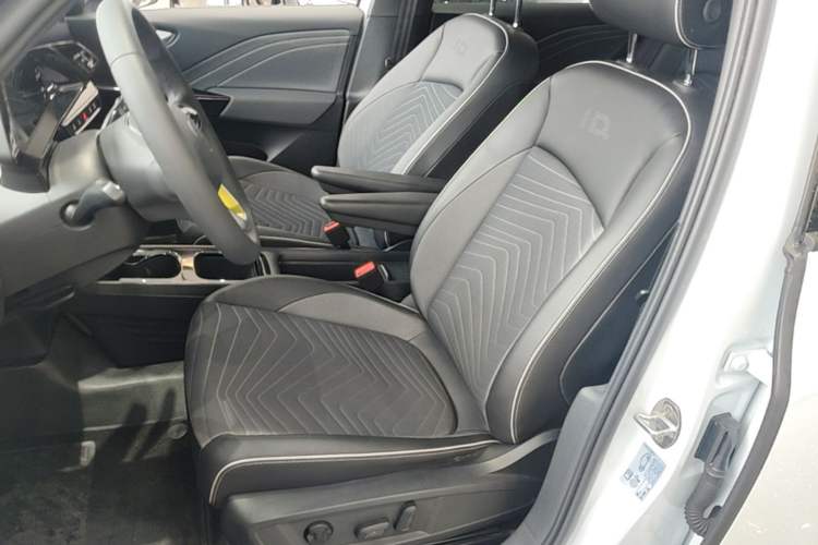 Used Volkswagen ID.3 2023 Upgraded Model Pure Intelligent Enjoyment Version Left Front Seat