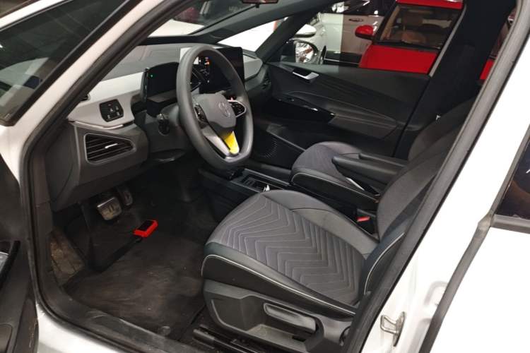 Used Volkswagen ID.3 2023 Pure Smart Edition Left Front Seat