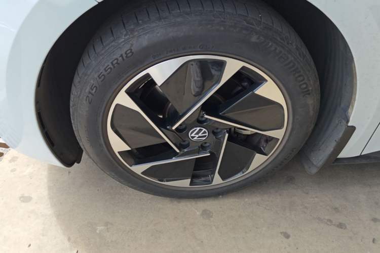 Used Volkswagen ID.3 2023 Upgraded Model Pure Intelligent Enjoyment Version Left Front Wheel Hub