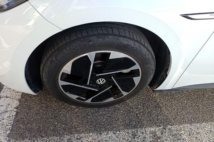 Used Volkswagen ID.3 2023 Upgraded Model Pure Intelligent Enjoyment Version Left Front Wheel Hub
