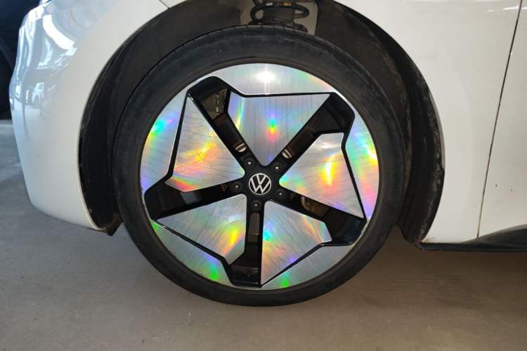 Used Volkswagen ID.3 2023 Upgraded Model Pure Intelligent Enjoyment Version Left Front Wheel Hub