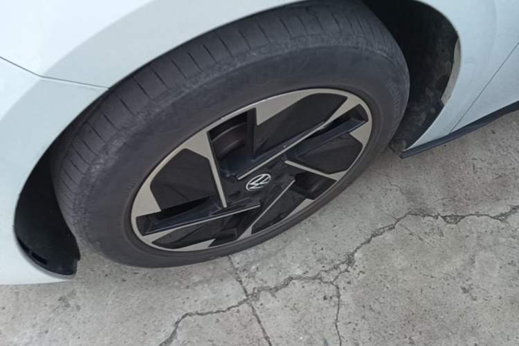 Used Volkswagen ID.3 2023 Pure Smart Edition Left Front Wheel Hub