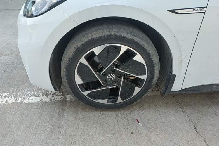 Used Volkswagen ID.3 2023 Pure Smart Edition Left Front Wheel Hub