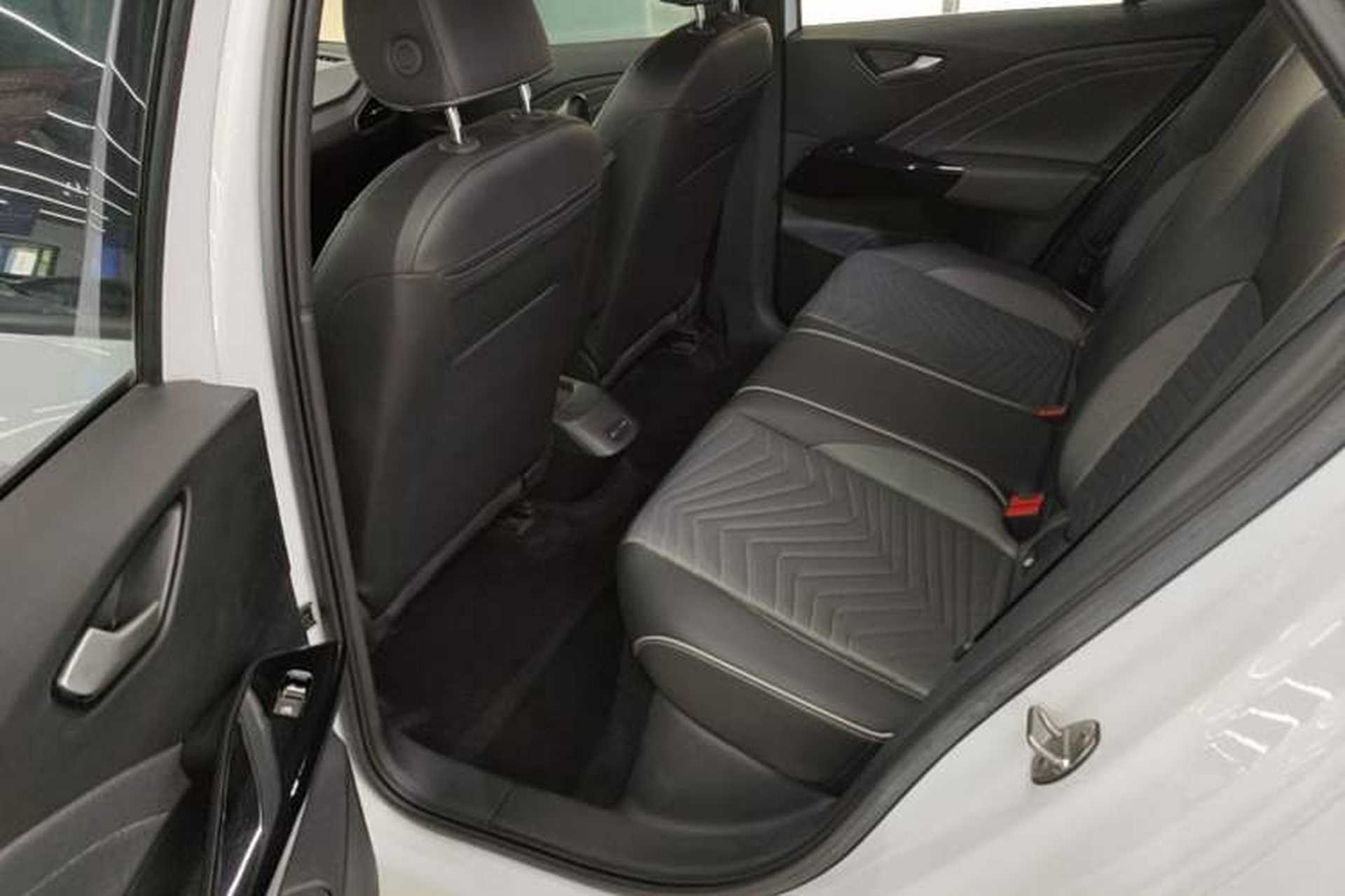 Used Volkswagen ID.3 2023 Upgraded Model Pure Intelligent Enjoyment Version Left Rear Seat