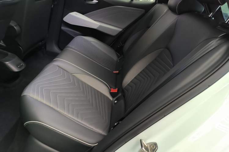 Used Volkswagen ID.3 2023 Upgraded Model Pure Intelligent Enjoyment Version Left Rear Seat