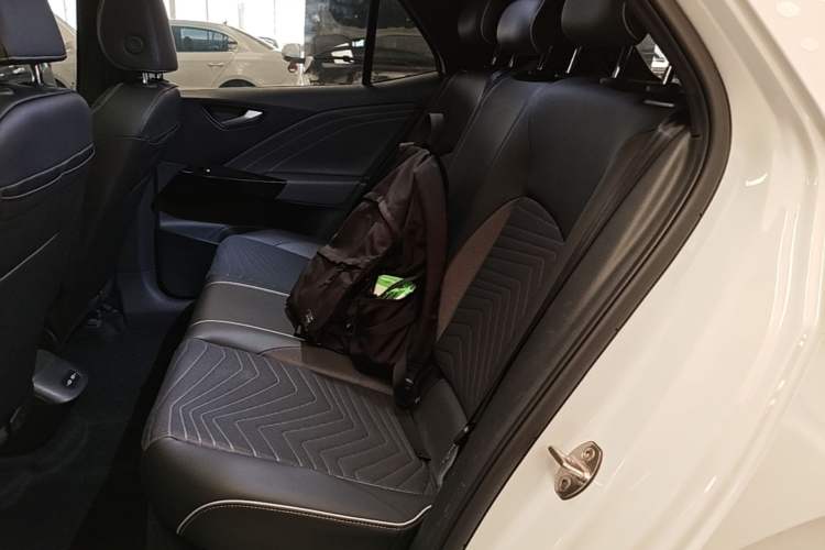 Used Volkswagen ID.3 2023 Upgraded Model Pure Intelligent Enjoyment Version Left Rear Seat