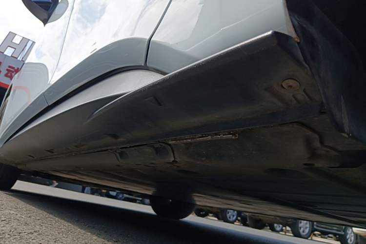 Used Volkswagen ID.3 2023 Pure Smart Edition Left Side Sill