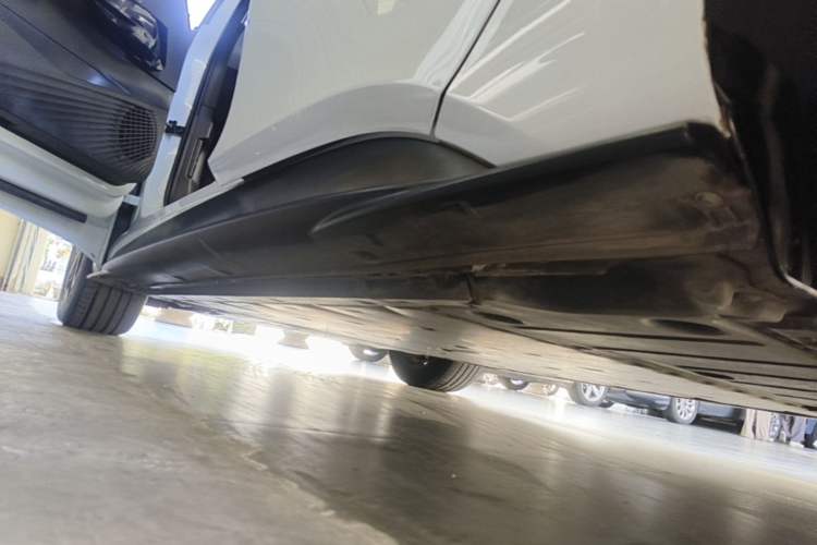 Used Volkswagen ID.3 2023 Upgraded Model Pure Intelligent Enjoyment Version Left Side Sill