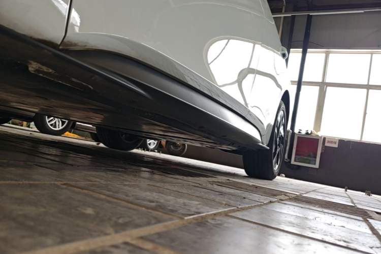 Used Volkswagen ID.3 2023 Upgraded Model Pure Intelligent Enjoyment Version Left Side Sill