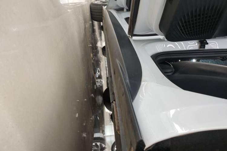 Used Volkswagen ID.3 2023 Upgraded Model Pure Intelligent Enjoyment Version Left Side Sill