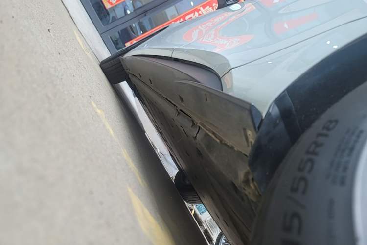 Used Volkswagen ID.3 2023 Upgraded Model Pure Intelligent Enjoyment Version Left Side Sill